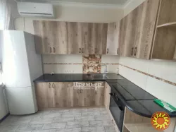 Продам квартиру в 4 Перлині на Марсельській