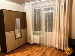 Продаю чудову однокімнатну квартиру в новому будинку на Маршала Жукова