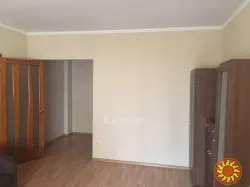 Продам 1 кімнатну квартиру в новому будинку по вулиці Сахарова.