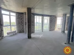 Трикімнатна квартира в новому сучасному ЖК біля моря