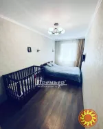 Продається перепланована 3-кімнатна квартира на Варненській