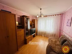 Продам 3-кімнатну квартиру на вул. Корольова.