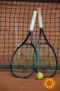 Заняття Тенісом, оренда корту та турніри в Marina Tennis Club, Київ.