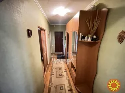 Продам 3-кімнатну квартиру з сучасним ремонтом на Вузовському