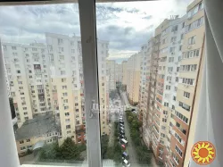 Продаю однокімнатну квартиру в новому будинку на Таїрова