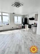 У продажу 1 кімнатна квартира з ремонтом у новому будинку на Сахарова.