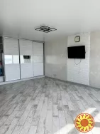 У продажу 1 кімнатна квартира з ремонтом у новому будинку на Сахарова.