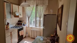 Продам 2-кімнатну квартиру на Таїрова.