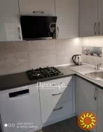 Продам квартиру у новому зданому будинку.