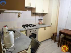 Продажу однокімнатну квартиру проспект Добровольського.