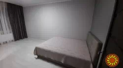 Квартира з якісним ремонтом вул. Ак. Вільямса.