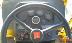 Мини-трактор Dongfeng-244C (Донгфенг-244К) с кабиной желтый