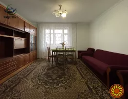 Продаж 3 кімнатної квартири в целяному будинку