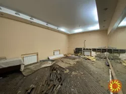 Продаж приміщення 67м2, Панаса Мирного 15, фасадний вхід, Печерськ, м. Печерська та Кловська