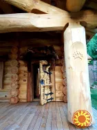 Дерев’яний будинок Верховинський Вінець