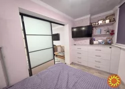 Продам 1- ком.  43 кв. м. Чикаленко (Вильямса) / Королева. 2 этаж. Ремонт.
