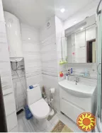 Продам 1- ком.  43 кв. м. Чикаленко (Вильямса) / Королева. 2 этаж. Ремонт.