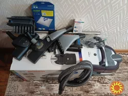 Пилосос миючий з аквафільтром Bosch BWD41740