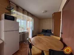 Продаж 2-кімнатної квартири в центральній частині Луцька - вул. Коперника.
