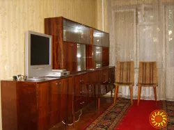 Продам 2-кімнатну квартиру біля метро Лук'янівська, вул. Герцена, 18/20, Київ. Від власника. Без комісії.