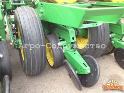 сеялка пропашная John Deere 7000 (из США)