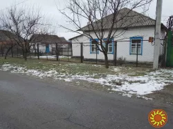 Продам будинок на березі Дніпра власний берег
