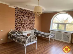 Приватний пансіонат для людей похилого віку та інвалідів