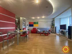 105м2, вул. Княжий Затон 2/30, м. Позняки, Харківський масив, Дарницький район, Київ
