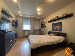 105м2, вул. Княжий Затон 2/30, м. Позняки, Харківський масив, Дарницький район, Київ