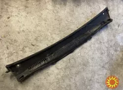 Бу накладка трапеции дворников Mercedes Benz W168, A1688300213, 1688300213