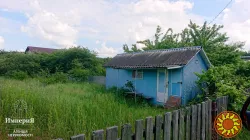 Дачний будиночок на приватизованій ділянці біля села Трушки.