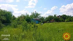 Дачний будиночок на приватизованій ділянці біля села Трушки.