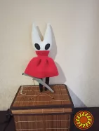 Хорнет, мультяшный герой, вязаный.
