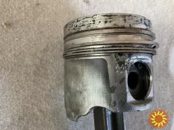 Б/у поршень на двигатель 1.9dci, Renault 7701474885, 7701474860, 7701474431, 7701472832 стандарт, маркировка M
