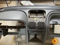 Бу передняя панель торпедо Renault Laguna 1, 7701205967, 7701205968