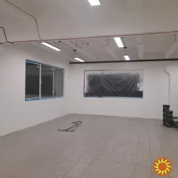 О Р Е Н Д А :під дитячу кімнату 143 кв. м. БЦ Масштаб Вишневе Київська 4