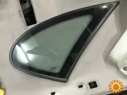 Бу стекло в кузов заднее правое глухое Renault Scénic 1, 8200137028, 7700828372,