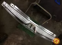 Б/у накладка порога багажника Renault Laguna 2, 8200012186, 8200459819