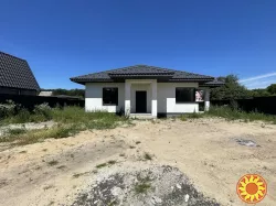 Продаж сучасного будинку на вигідних умовах