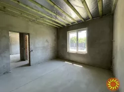 Продаж сучасного будинку на вигідних умовах