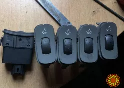 Б/у кнопка регулятор освещения панели приборов 8200052932, Renault Laguna 2
