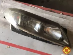 Бу корпус фары Renault Laguna 2, 8200207516, xenon, правая, дорейстайлинг, без блока розжига.