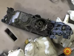 Бу корпус фары Renault Laguna 2, 8200207516, xenon, правая, дорейстайлинг, без блока розжига.