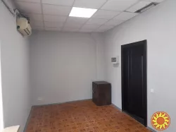 О Р Е Н Д А :офіс 16,6 кв. м. Велика Кільцева 4а/АШАН