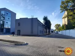 О Р Е Н Д А :офіс 16,6 кв. м. Велика Кільцева 4а/АШАН