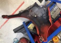 Бу крыло переднее левое Mercedes Benz W168 , A1688800318
