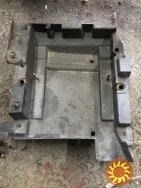 Бу полка под блок управления двигателем Renault Laguna 2, 8200003065