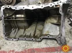 Бу поддон масляный Mercedes W168, A1660141002