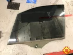 Бу стекло двери Mercedes Benz W168, A1687251110, передней левой.