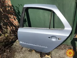 Б/у дверь задняя левая Renault Laguna 2, 7751472439, лифтбэк, КРАШЕННАЯ